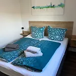 Feriehus Auszeit Am Guelser Moselbogen 20 In *