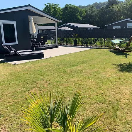 Holiday home Auszeit Am Guelser Moselbogen 20 In *
